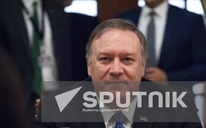 US State Secretary Mike Pompeo listens to Russian Foreign Minister Sergei Lavrov duirng their meeting, in Sochi, Russia. Location: Russia, Sochi. Author: Ekaterina Lyzlova/Sputnik. Russia U.S.