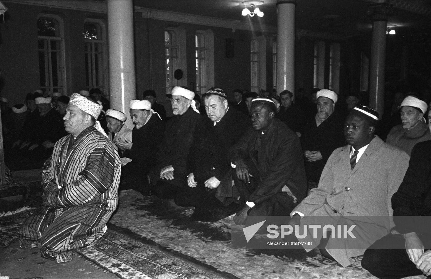 Guests from Uganda at a Moscow mosque