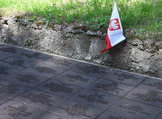 Russia Poland Memorial