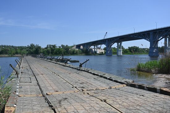 Russia Pontoon Crossing