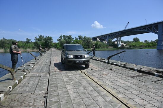 Russia Pontoon Crossing