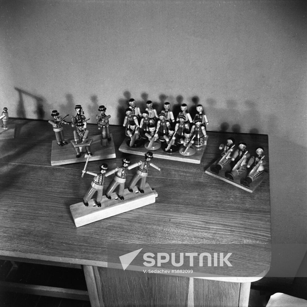 Soviet toys/souvenirs for Expo 67 in Montreal