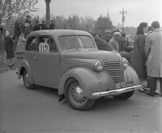 Vintage car parade in Moscow