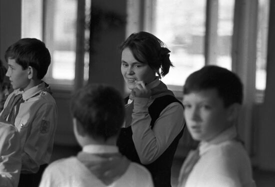 Young Pioneer leader Lyudmila Zaitseva