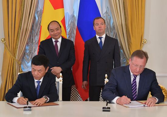 Russia Vietnam