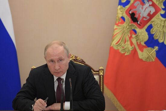 Russia Putin Social Policy