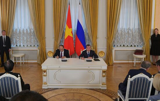 Russia Vietnam