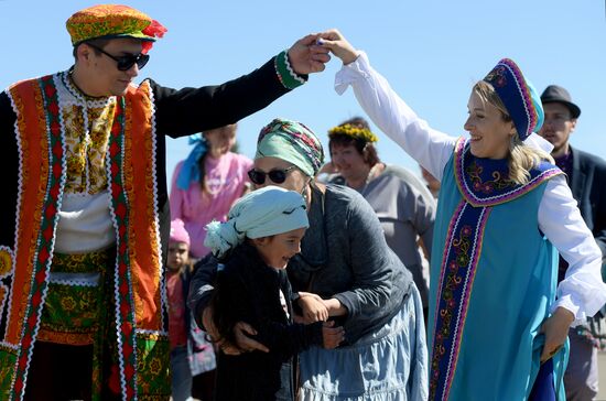 Russia Karavon Folk Festival