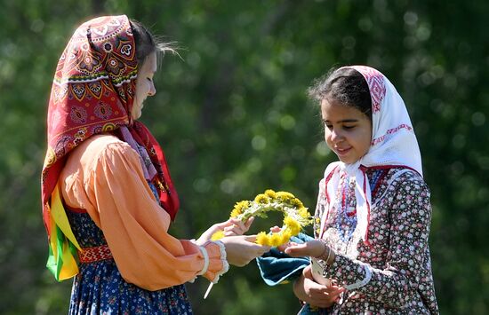 Russia Karavon Folk Festival