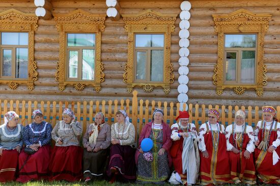 Russia Karavon Folk Festival