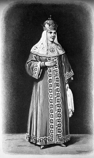 Tsarina in official protocol attire