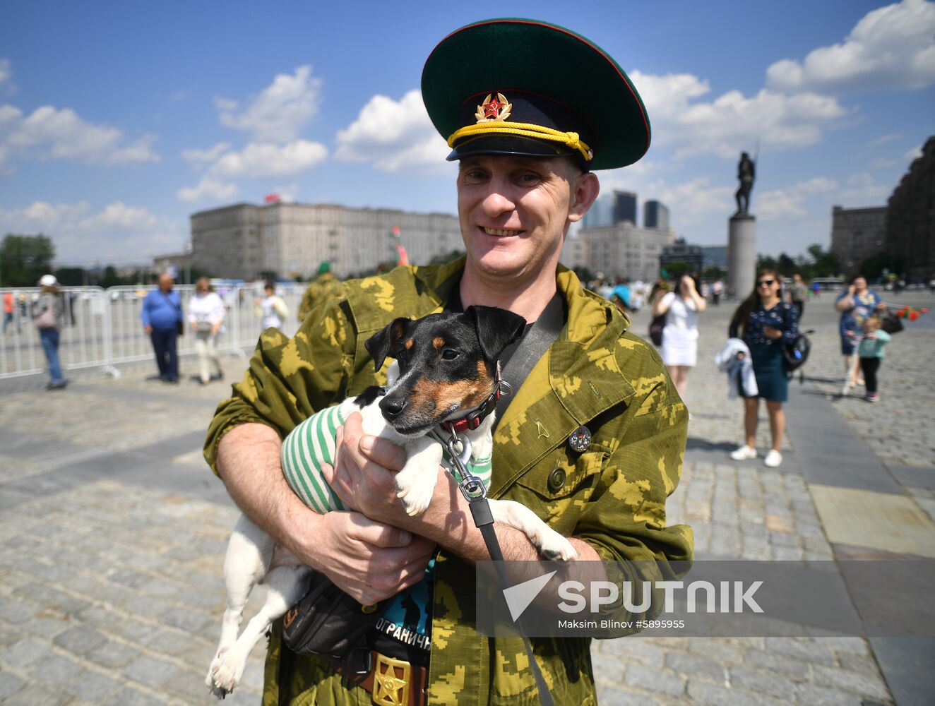 Russia Border Guards' Day