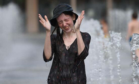Russia Hot Weather
