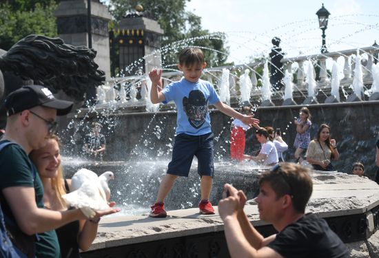 Russia Hot Weather