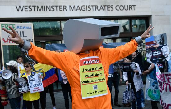 Great Britain Wikileaks Assange Court