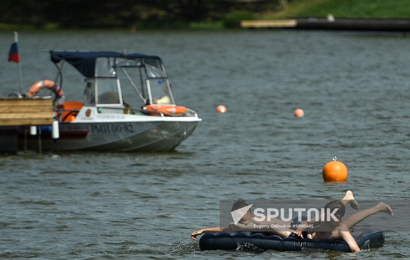 Russia Hot Weather