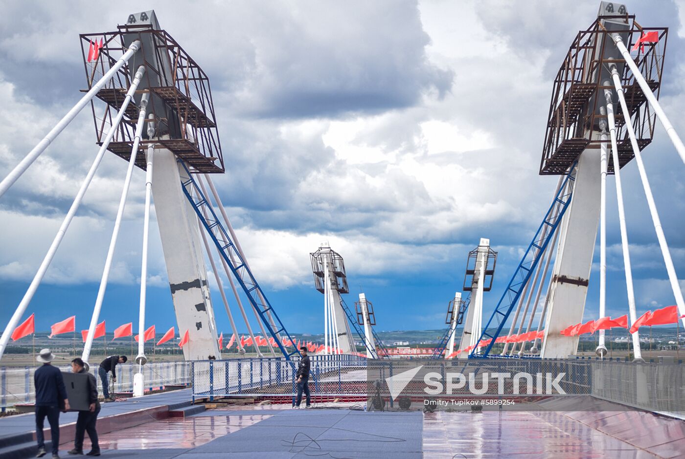 Russia China Bridge