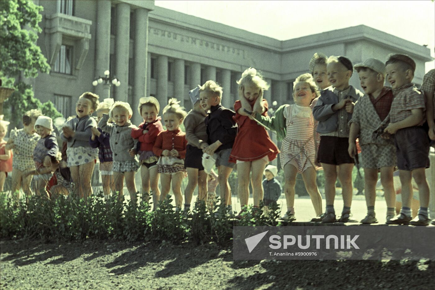 Novosti Press Agency 1964 photo exhibition