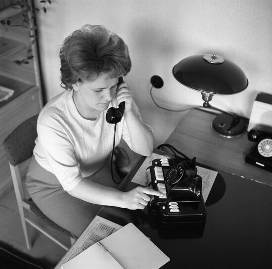 Telephone-concentrator