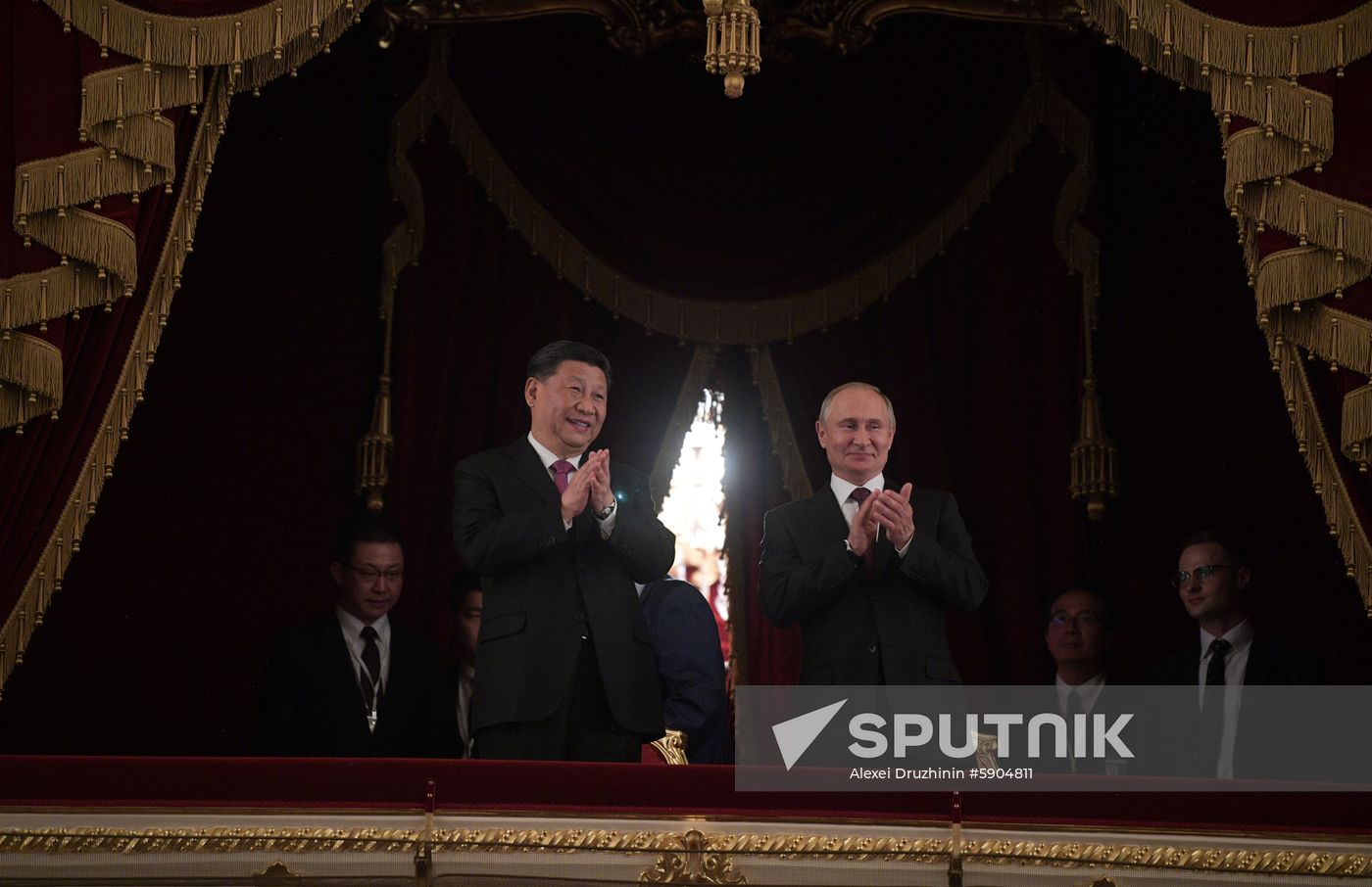 Russia China Xi Arrival