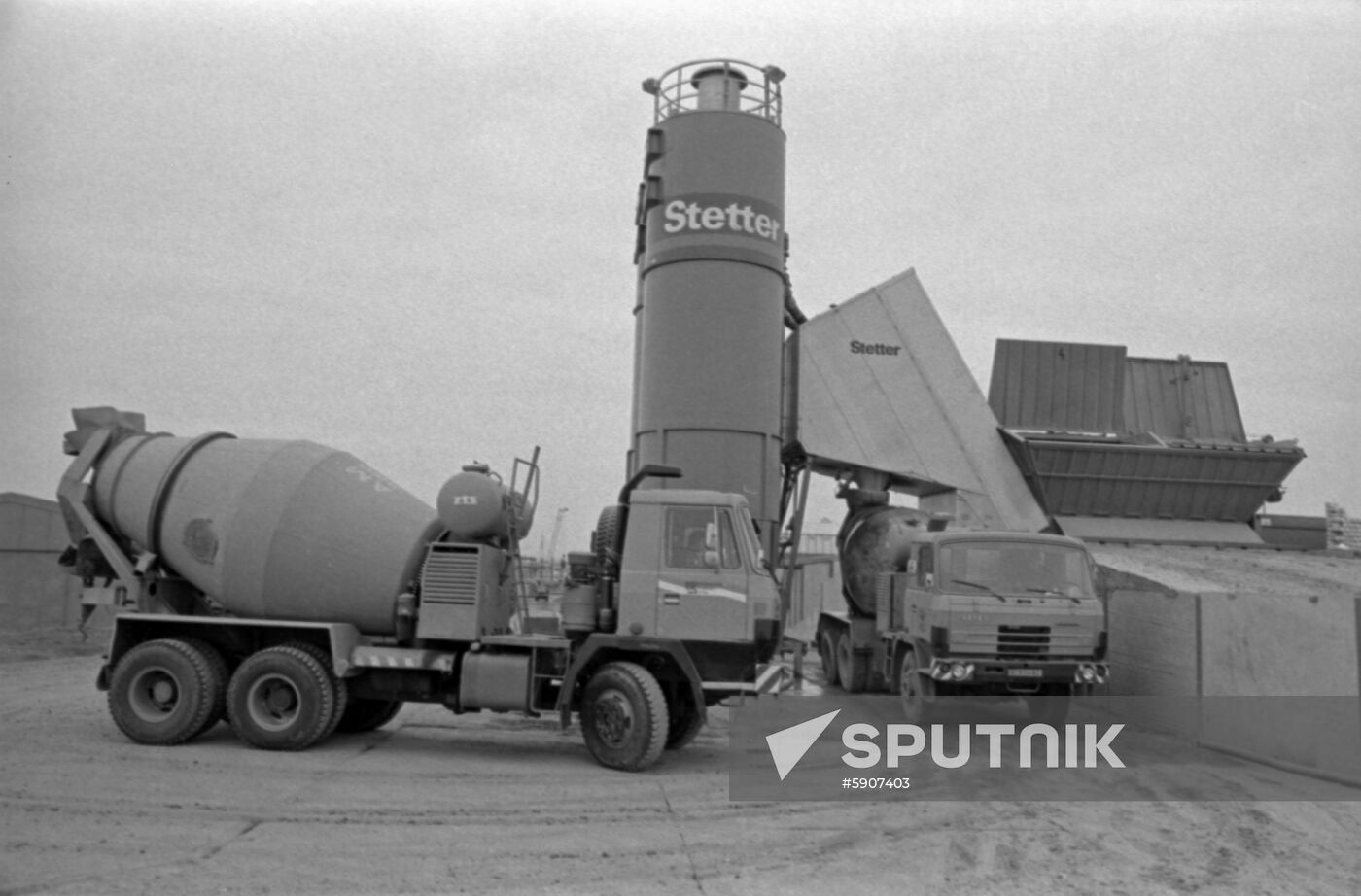Construction of Krivoi Rog Iron Ore Works