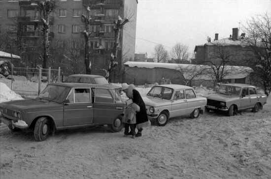 Part-time taxi drivers from the Riga Society of Car Enthusiasts