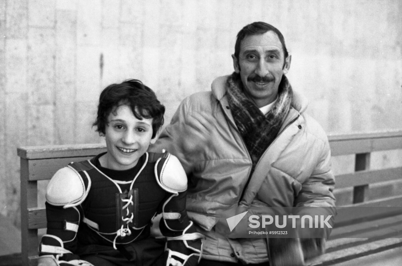 Dynamo children's sport school coach Yan Kamenetsky