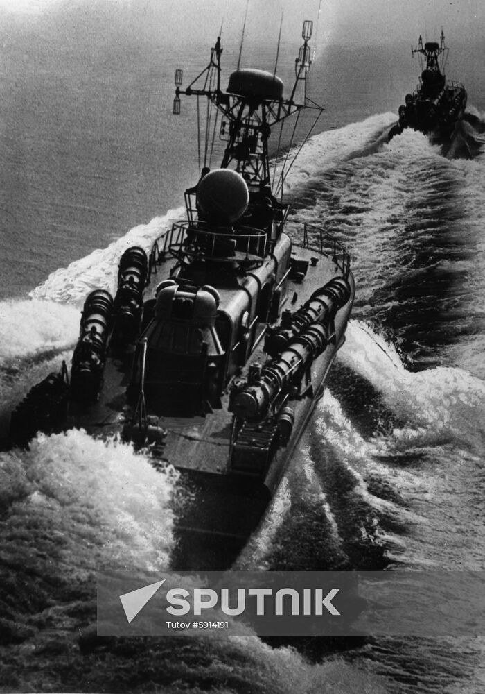 Command-and-staff naval exercises "Sever-68"