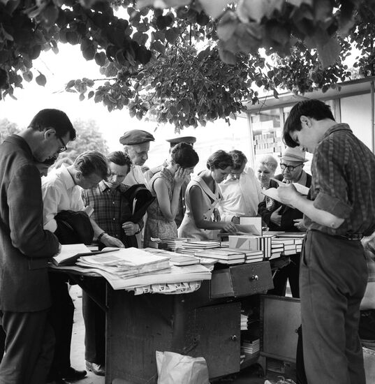 Books sold in Moscow streets