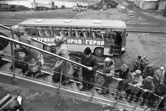 British and Soviet WWII veterans in Murmansk