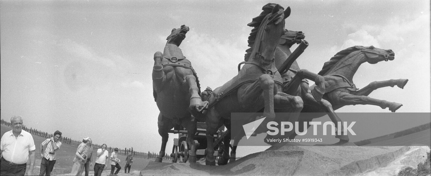 Legendary Tachanka monument
