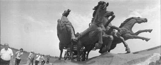Legendary Tachanka monument