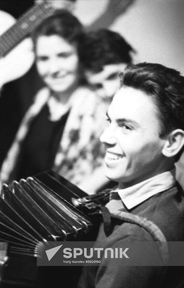 Accordion player Alexei Petrichenko