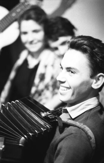 Accordion player Alexei Petrichenko