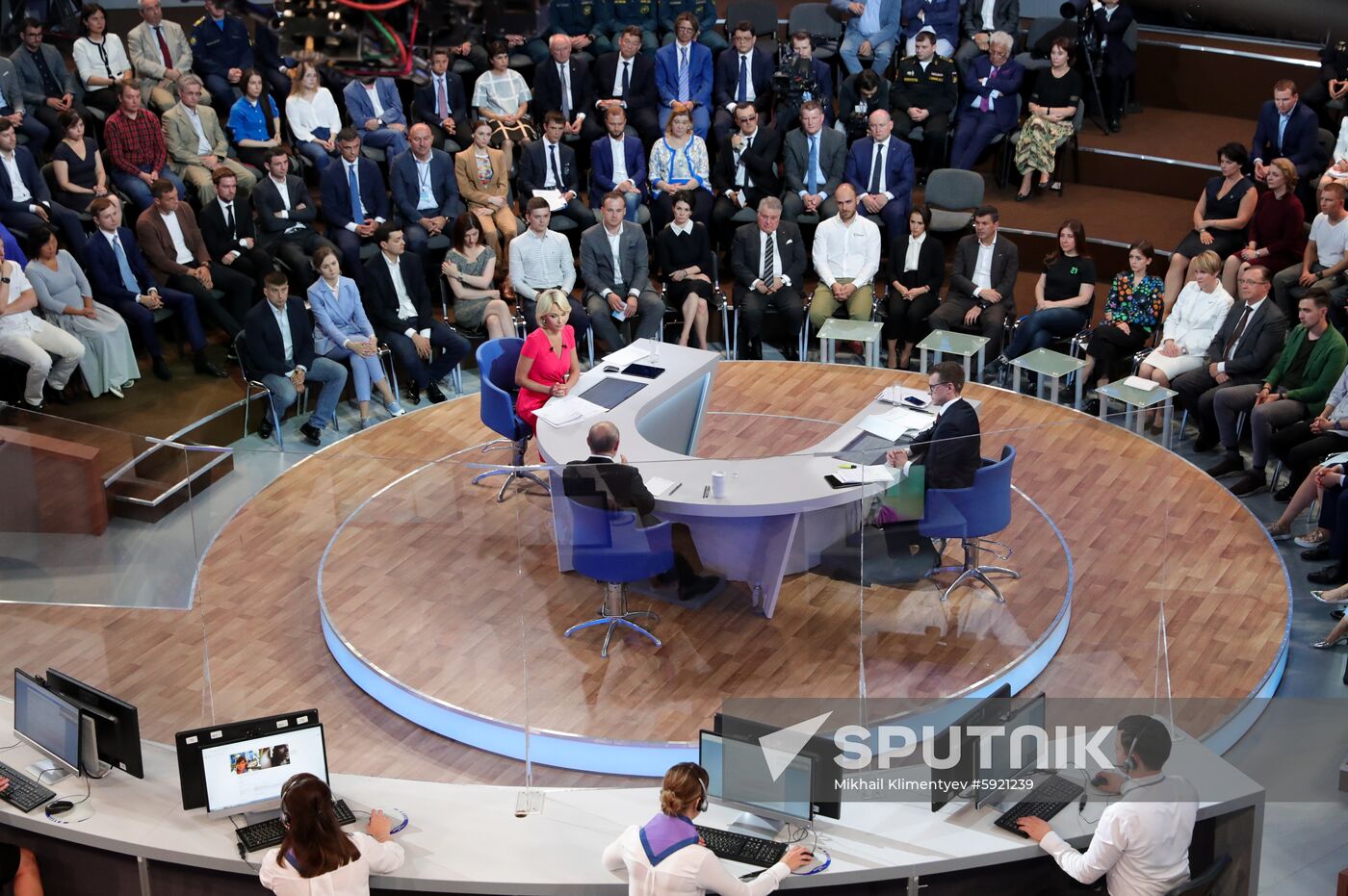 Russia Putin Nationwide Call-in