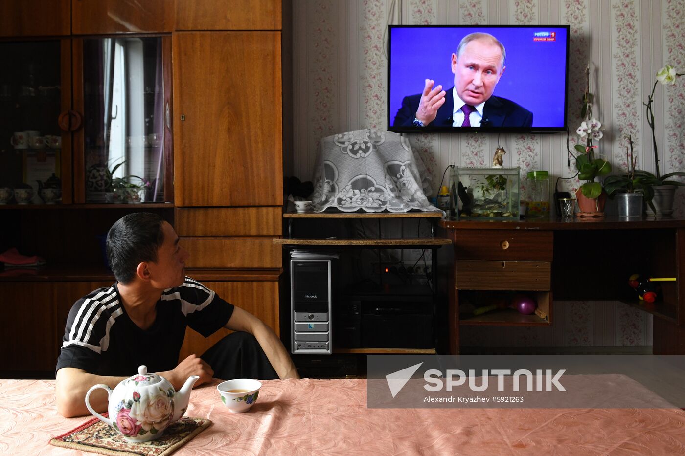 Russia Putin Nationwide Call-in
