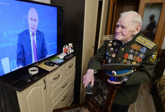 Russia Putin Nationwide Call-in