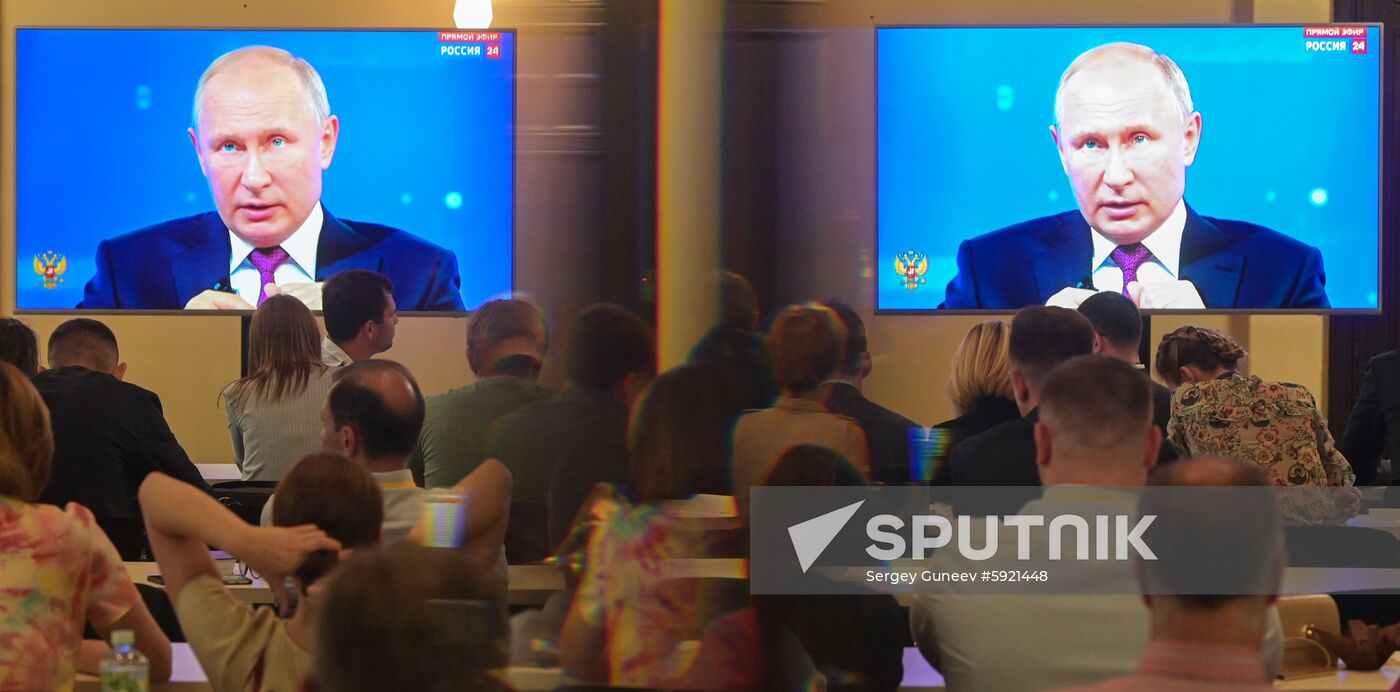 Russia Putin Nationwide Call-in