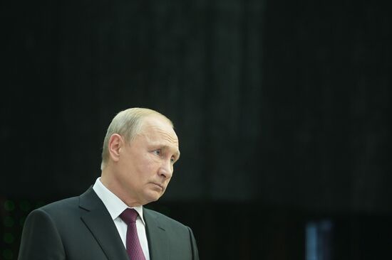 Russia Putin Nationwide Call-in