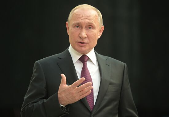 Russia Putin Nationwide Call-in