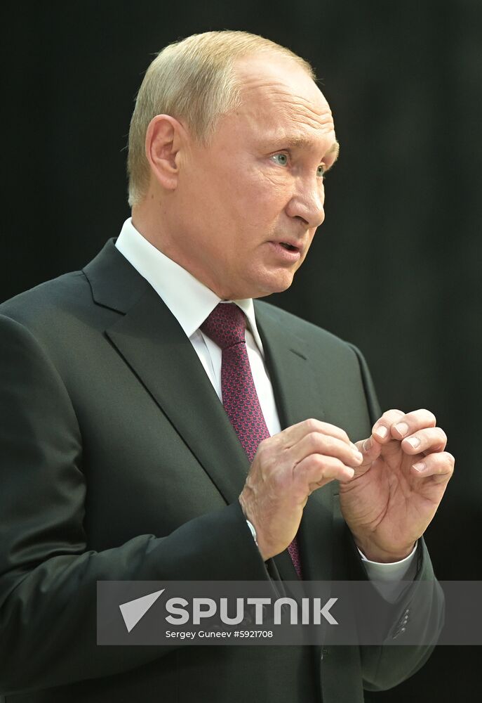 Russia Putin Nationwide Call-in