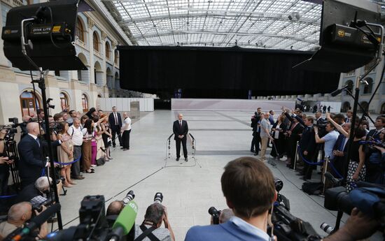 Russia Putin Nationwide Call-in