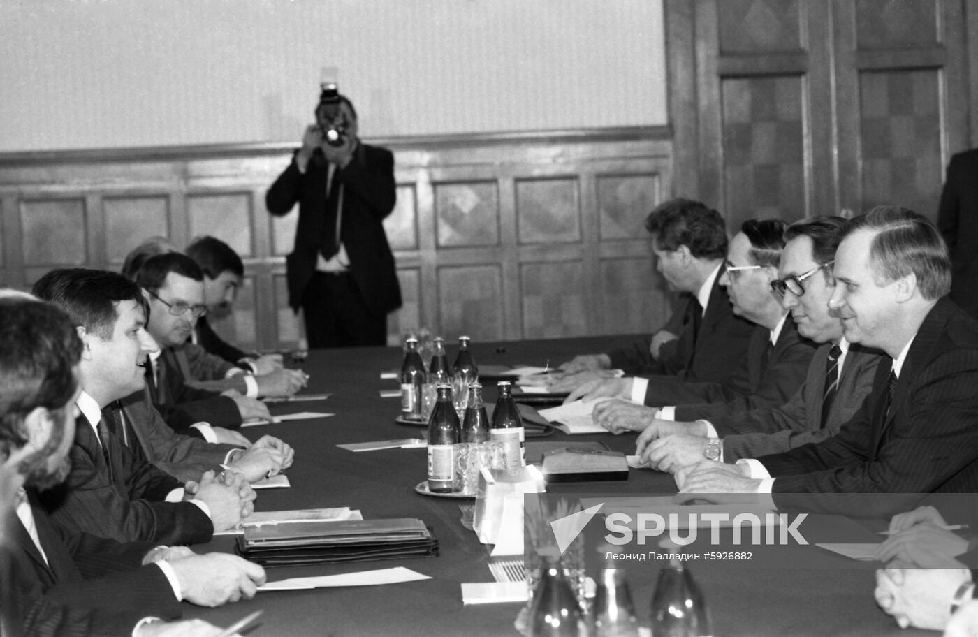 Hungarian delegation visits USSR