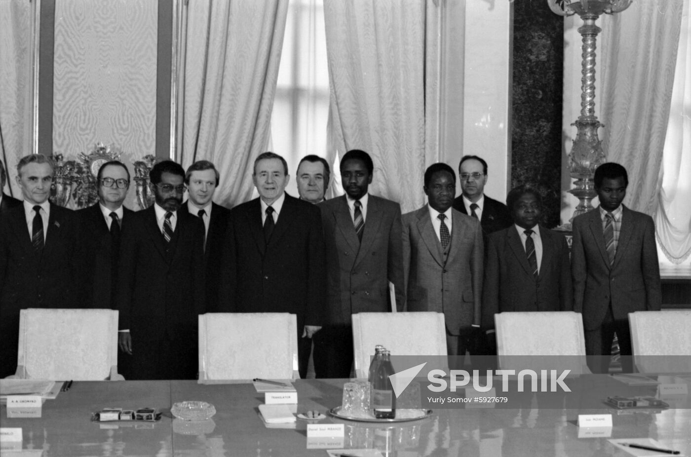 Republic of Mozambique's party and government delegation visit USSR