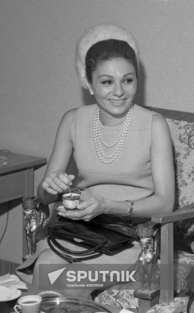 Empress Farah Pahlavi, wife of Iranian Shah Mohammad Reza Pahlavi, visits Soviet Union