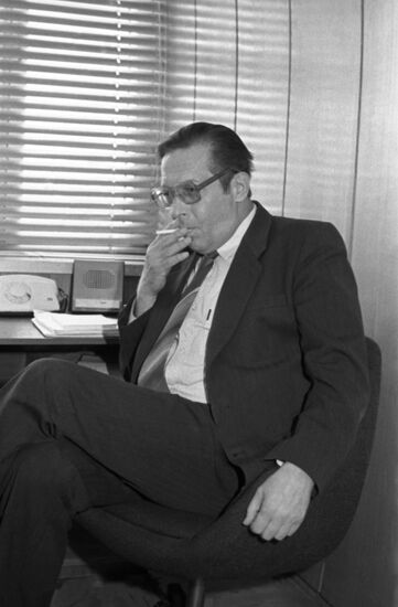 Leonid Abalkin, director of USSR Academy of Sciences Institute of Economics