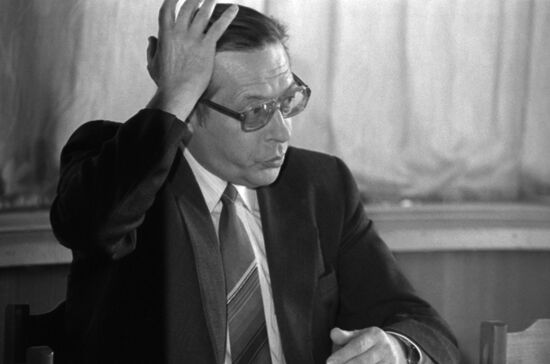 Leonid Abalkin, director of USSR Academy of Sciences Institute of Economics