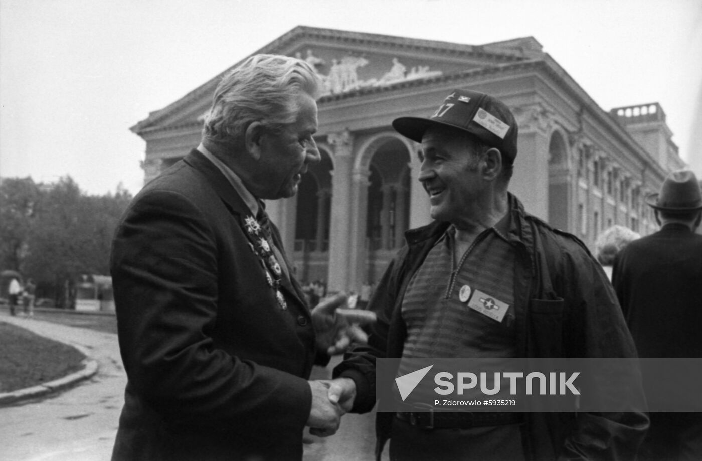 WWII veterans' meeting