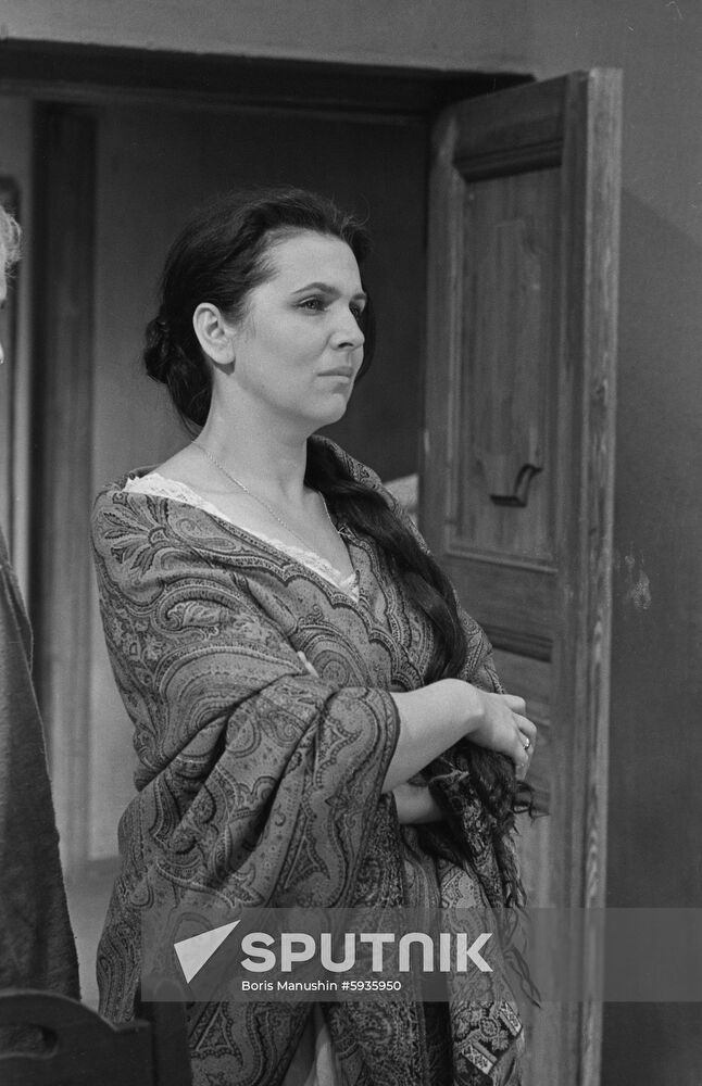 Opera singer Galina Vishnevskaya