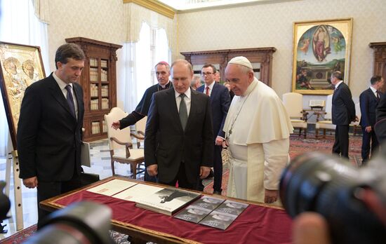 Vatican Russia